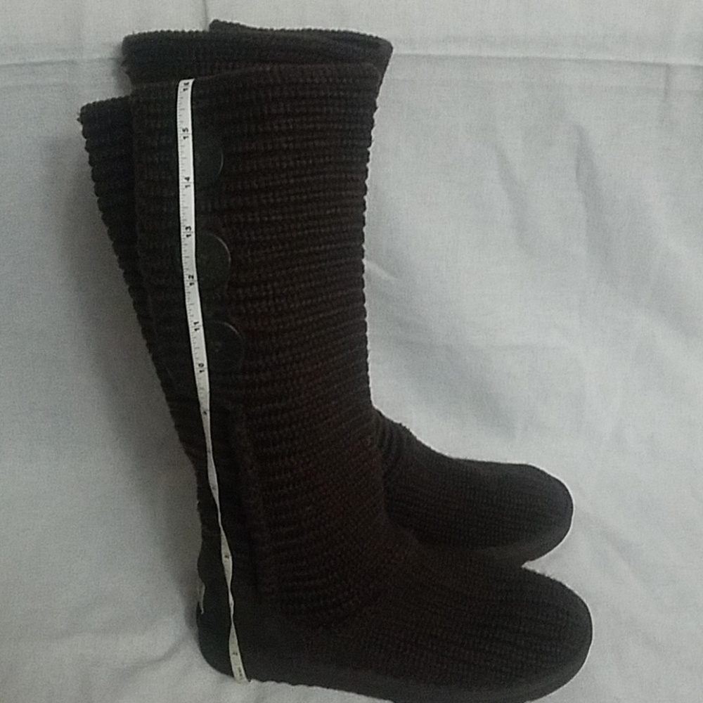 Ugg boots - Picture 3 of 7